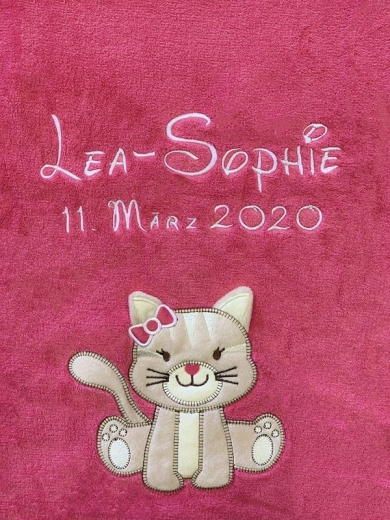 Coperta per neonati - ricamata con nome - lampone CAT