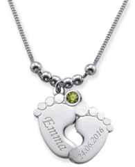 Collana con doppio piedino con 2 incisioni e mese di agosto in cristallo